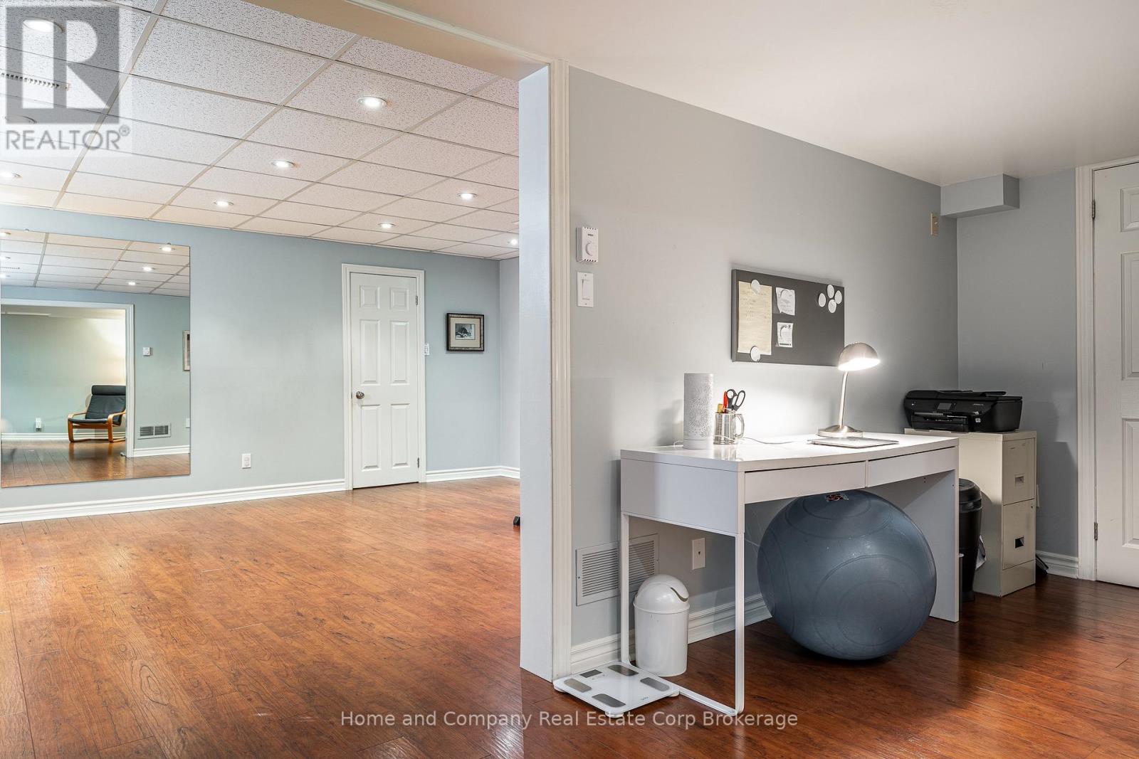61 Baker Street, Stratford, Ontario  N5A 7A2 - Photo 32 - X12447426