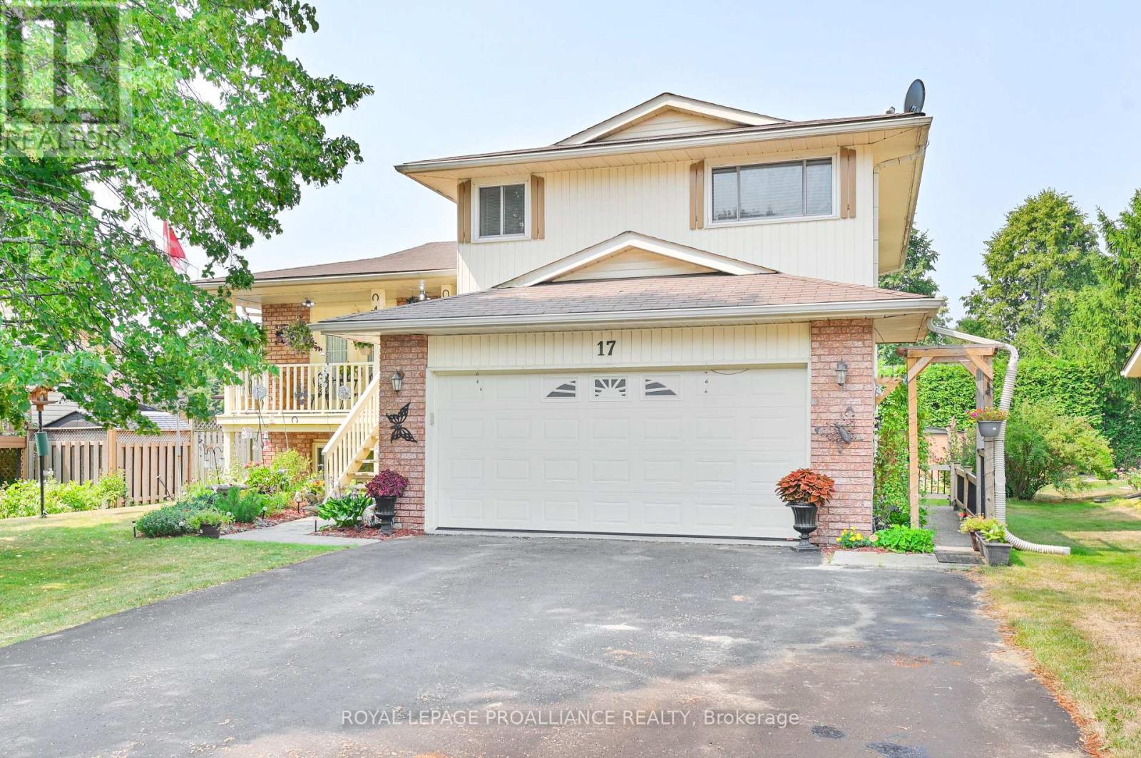 17 Huron Drive, Brighton, Ontario  K0K 1H0 - Photo 1 - X12447367