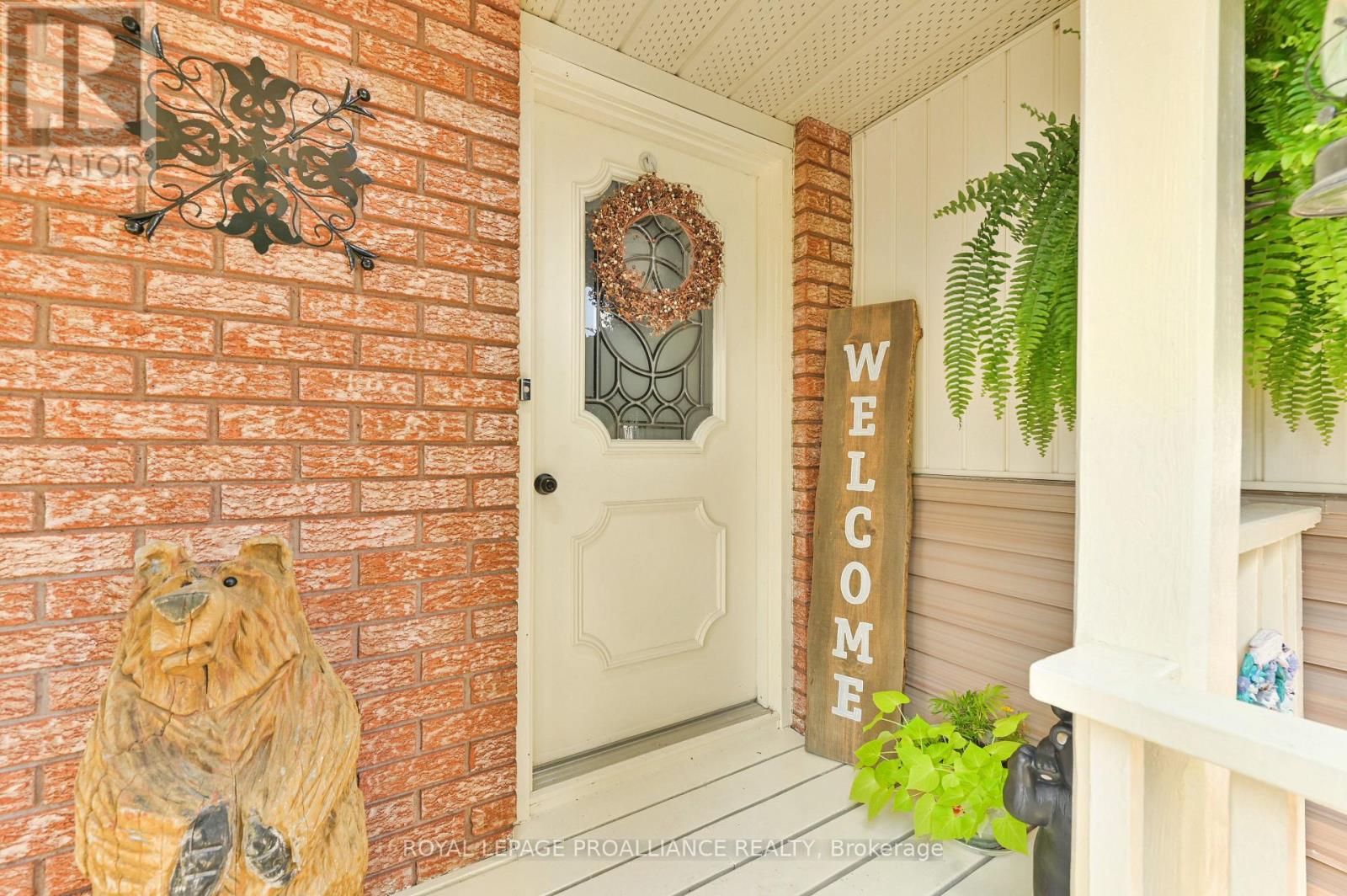 17 Huron Drive, Brighton, Ontario  K0K 1H0 - Photo 7 - X12447367