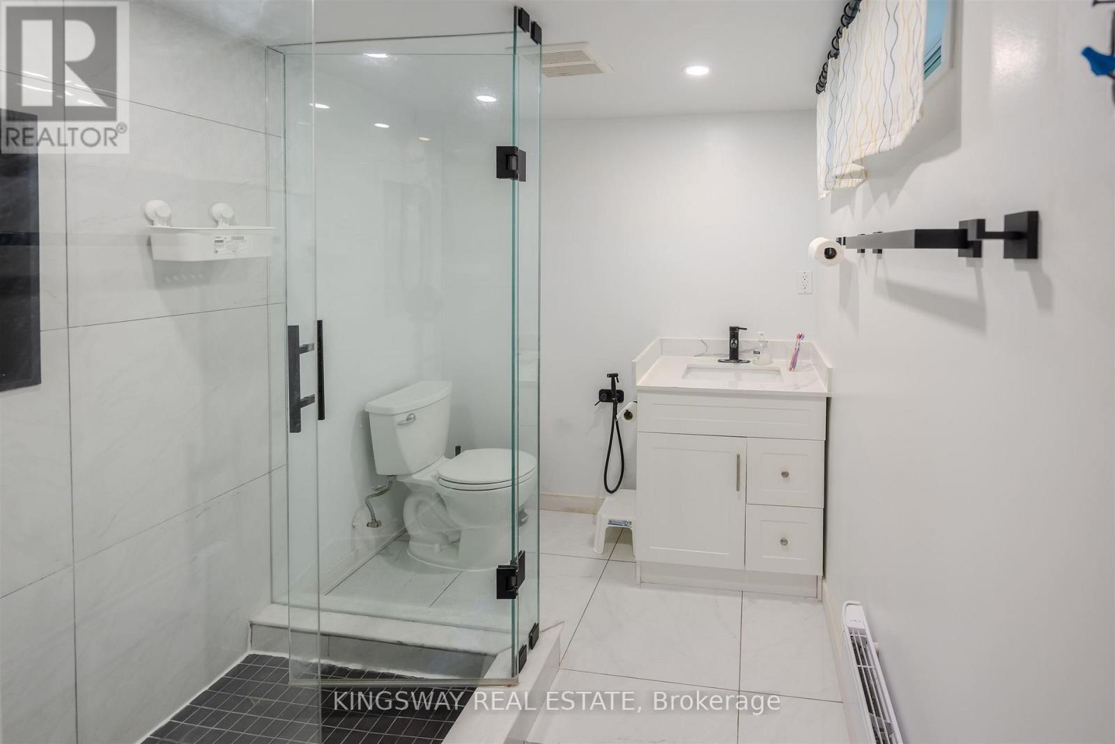 25 Bailey Crescent, Aurora (Aurora Highlands), Ontario  L4G 2B2 - Photo 28 - N12447280