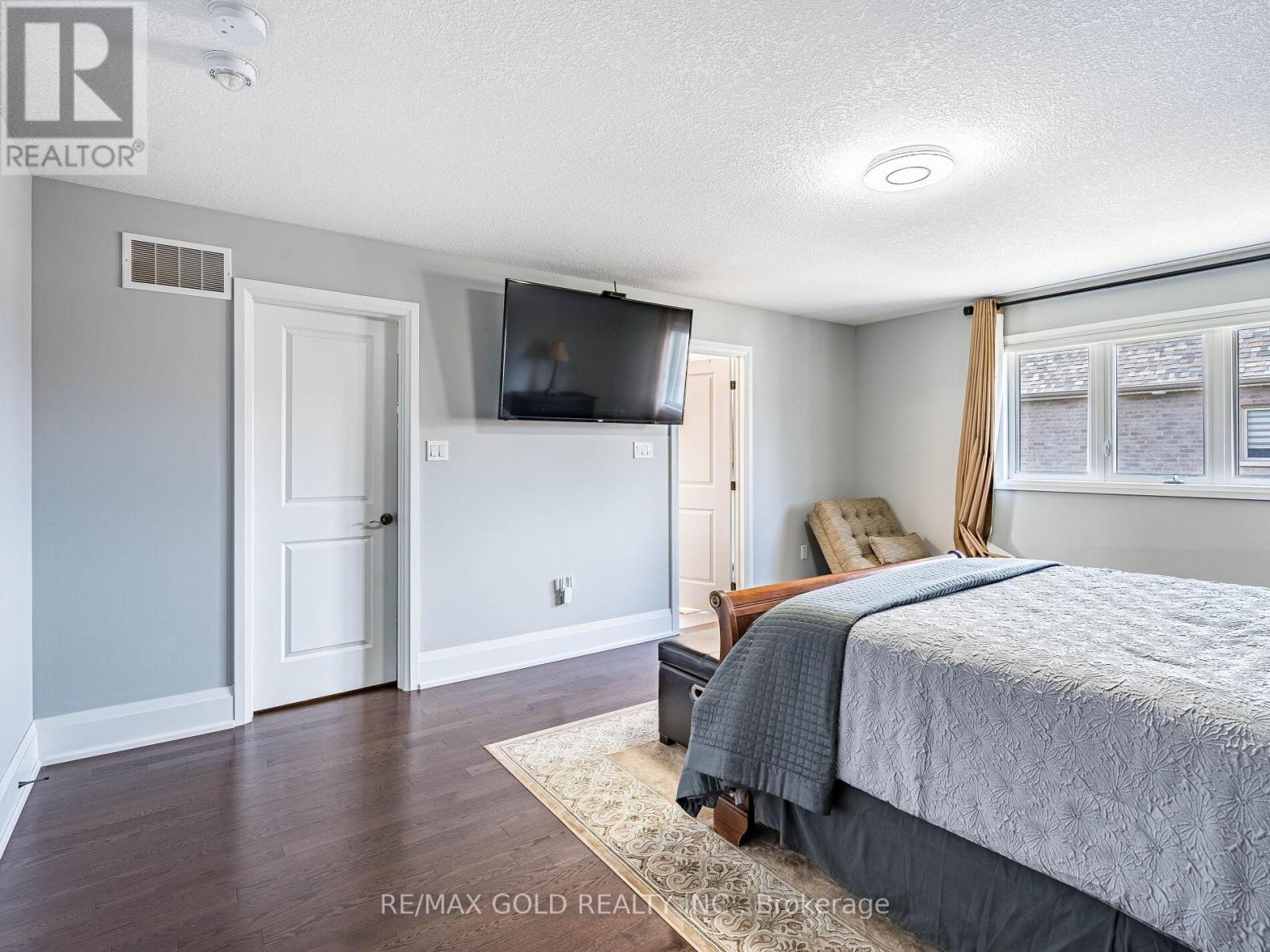 220 Eight Avenue, New Tecumseth, Ontario  L9R 0H8 - Photo 22 - N12447282
