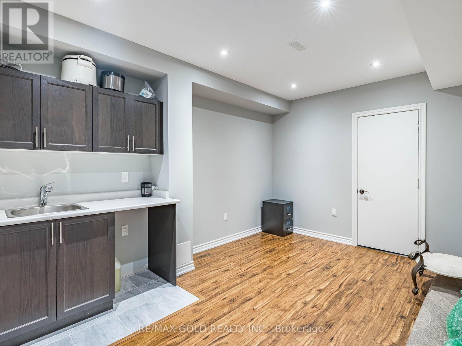 220 Eight Avenue, New Tecumseth, Ontario  L9R 0H8 - Photo 39 - N12447282