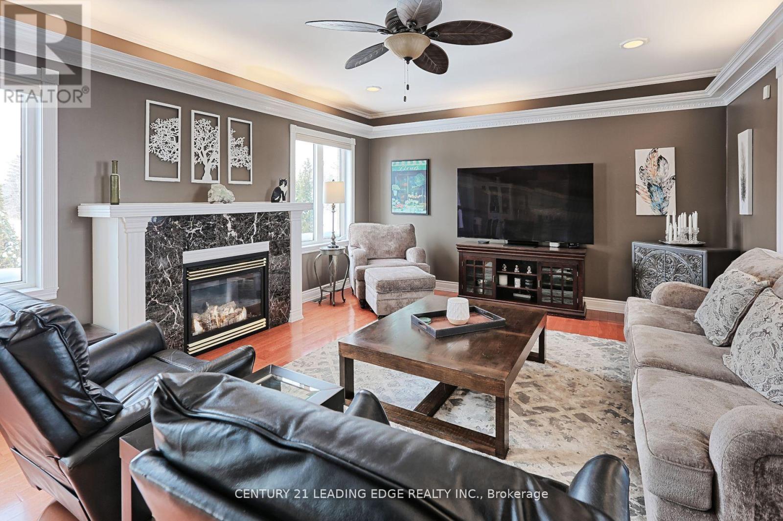 2 Deer Ridge Road, Uxbridge, Ontario  L0C 1A0 - Photo 11 - N12447286