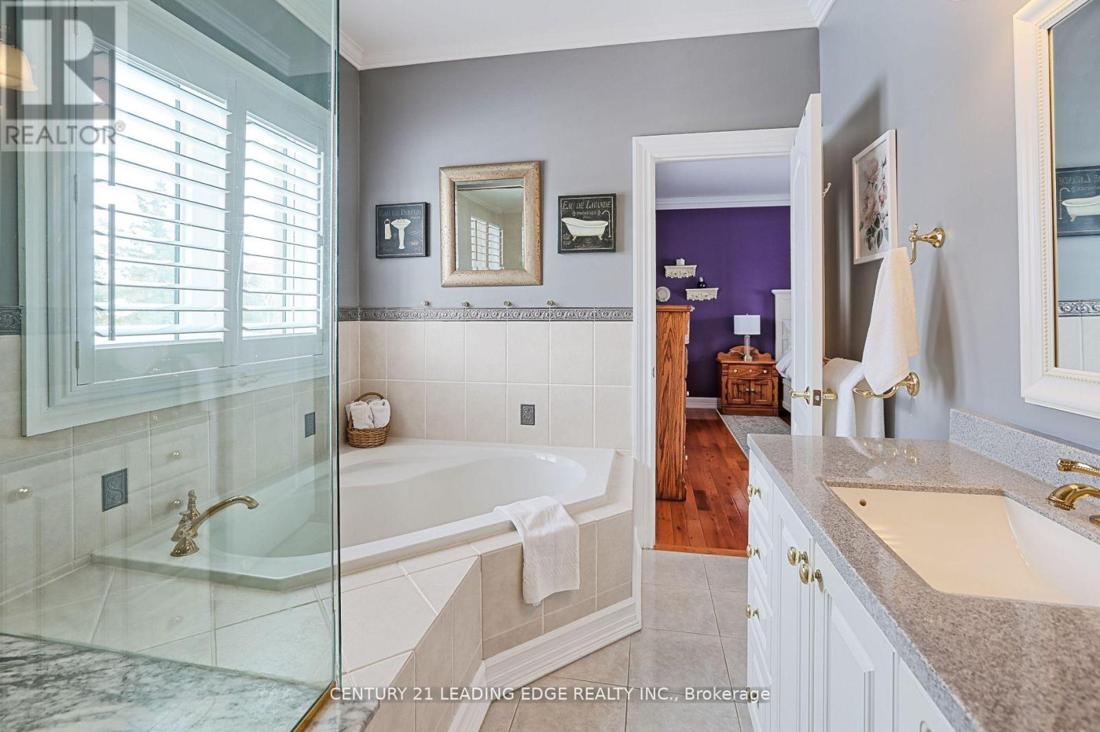 2 Deer Ridge Road, Uxbridge, Ontario  L0C 1A0 - Photo 28 - N12447286
