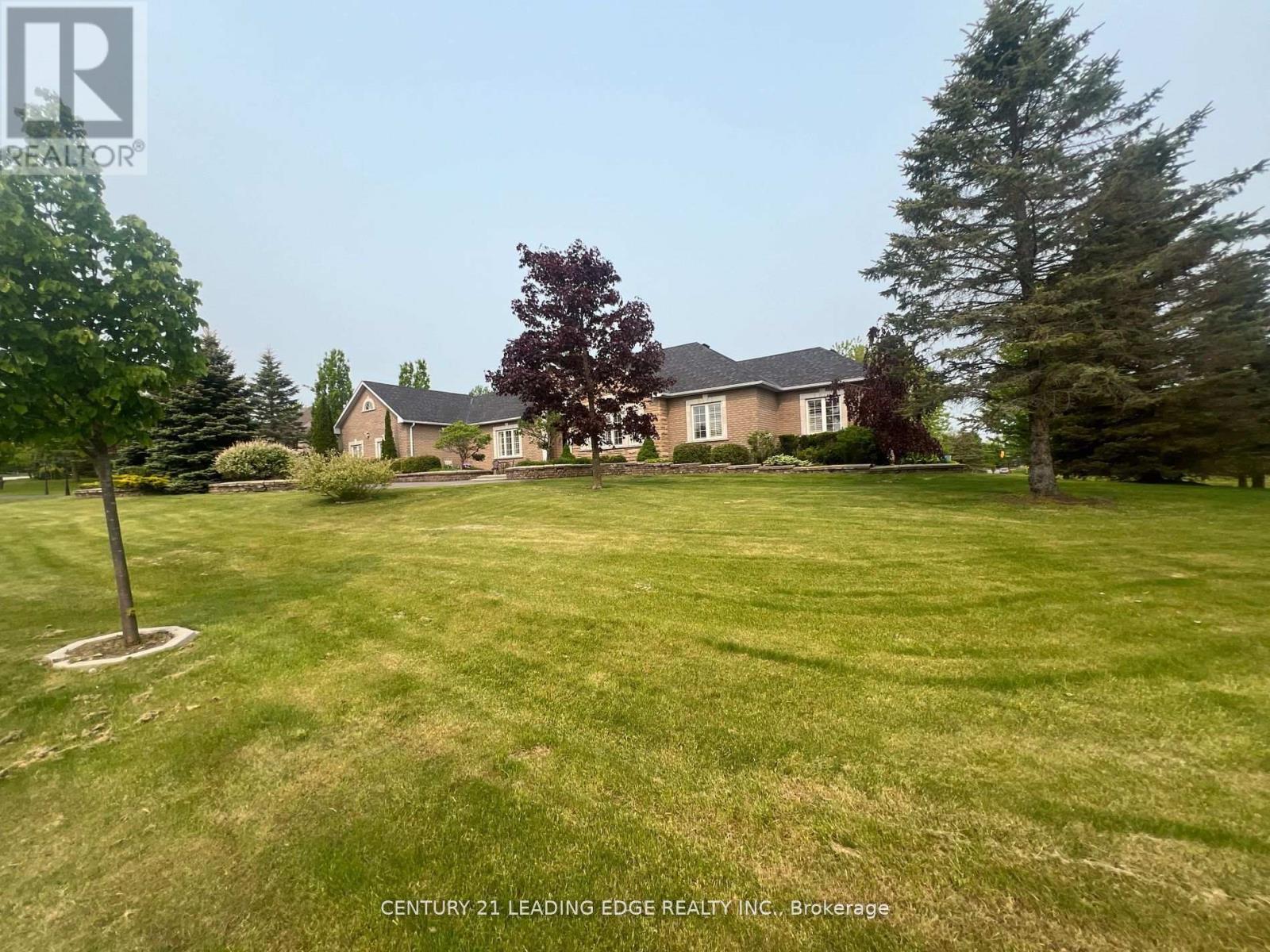 2 Deer Ridge Road, Uxbridge, Ontario  L0C 1A0 - Photo 5 - N12447286