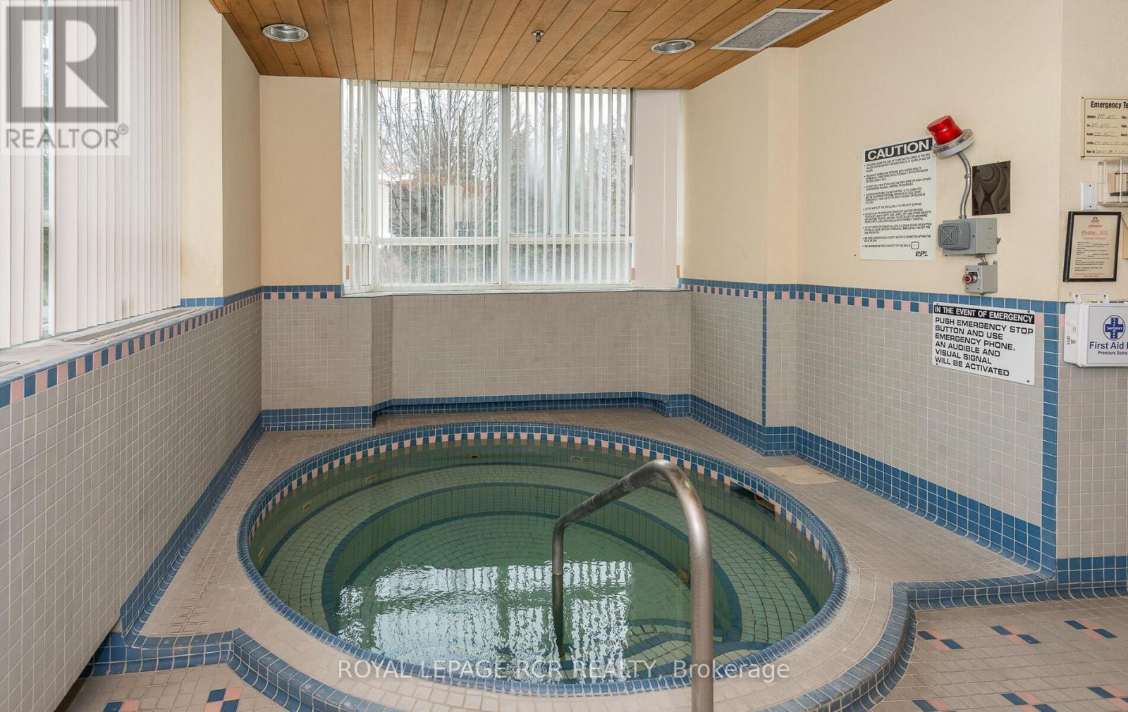 901 - 270 Davis Drive, Newmarket (Central Newmarket), Ontario  L3Y 8K2 - Photo 24 - N12447295