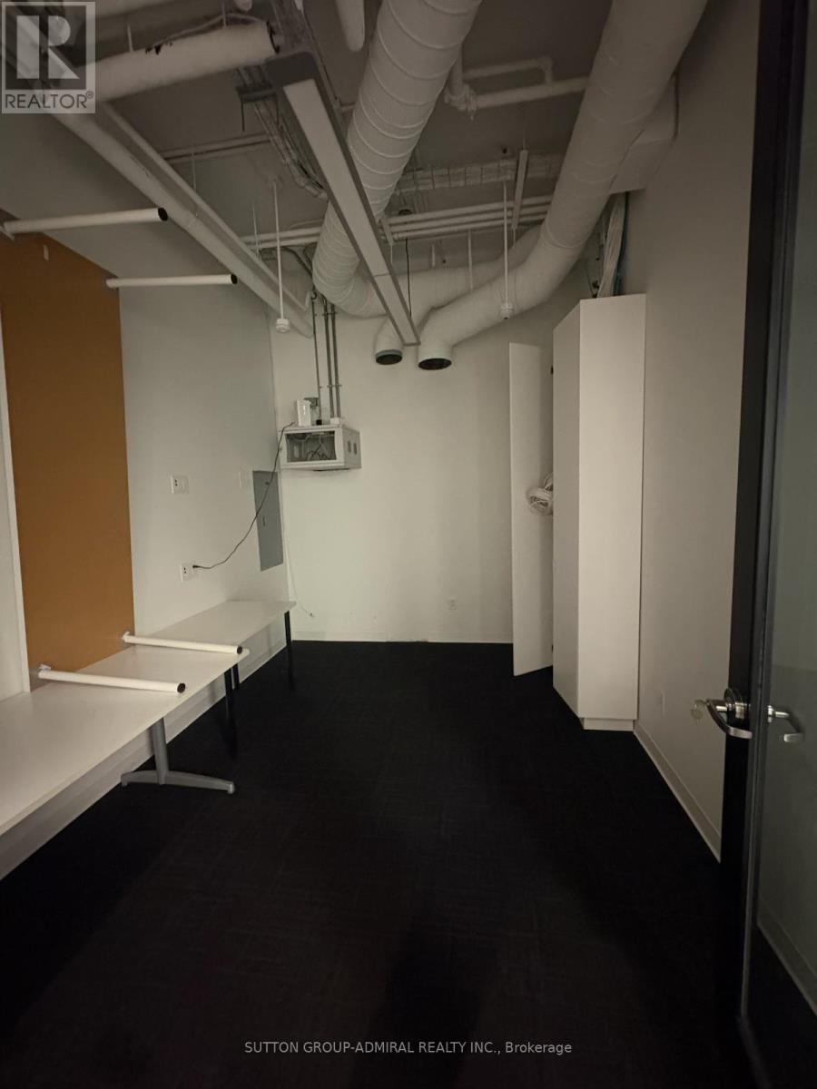 801 - 4789 Yonge Street, Toronto, Ontario  M2N 5M5 - Photo 19 - C12398189