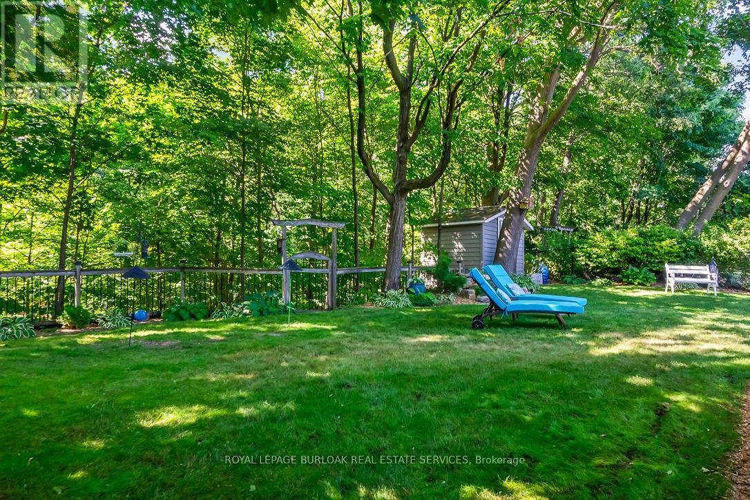 1318 Hillview Crescent, Oakville, Ontario  L6H 2C7 - Photo 41 - W12423041