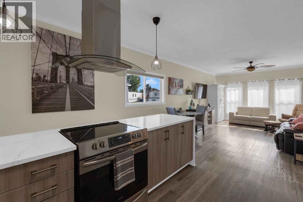 96, 1101 84 Street Ne, Calgary, Alberta  T2A 7X2 - Photo 1 - A2255045