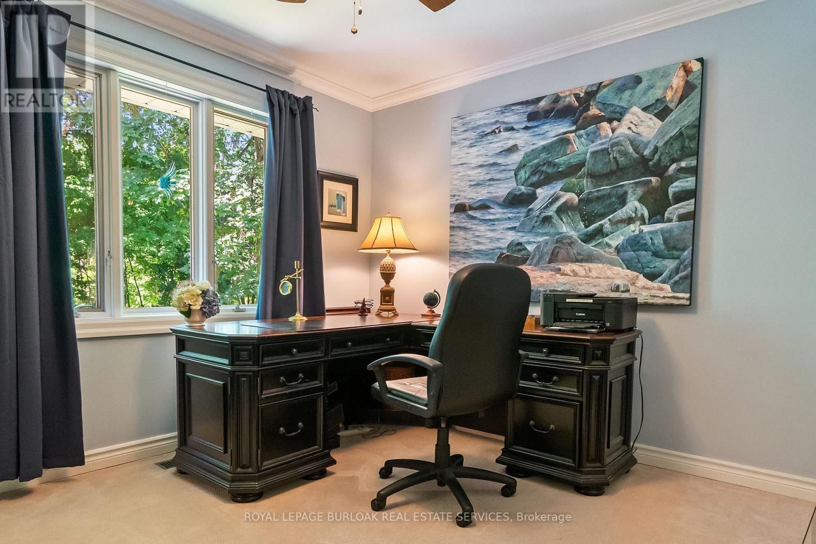 1318 Hillview Crescent, Oakville, Ontario  L6H 2C7 - Photo 32 - W12423041