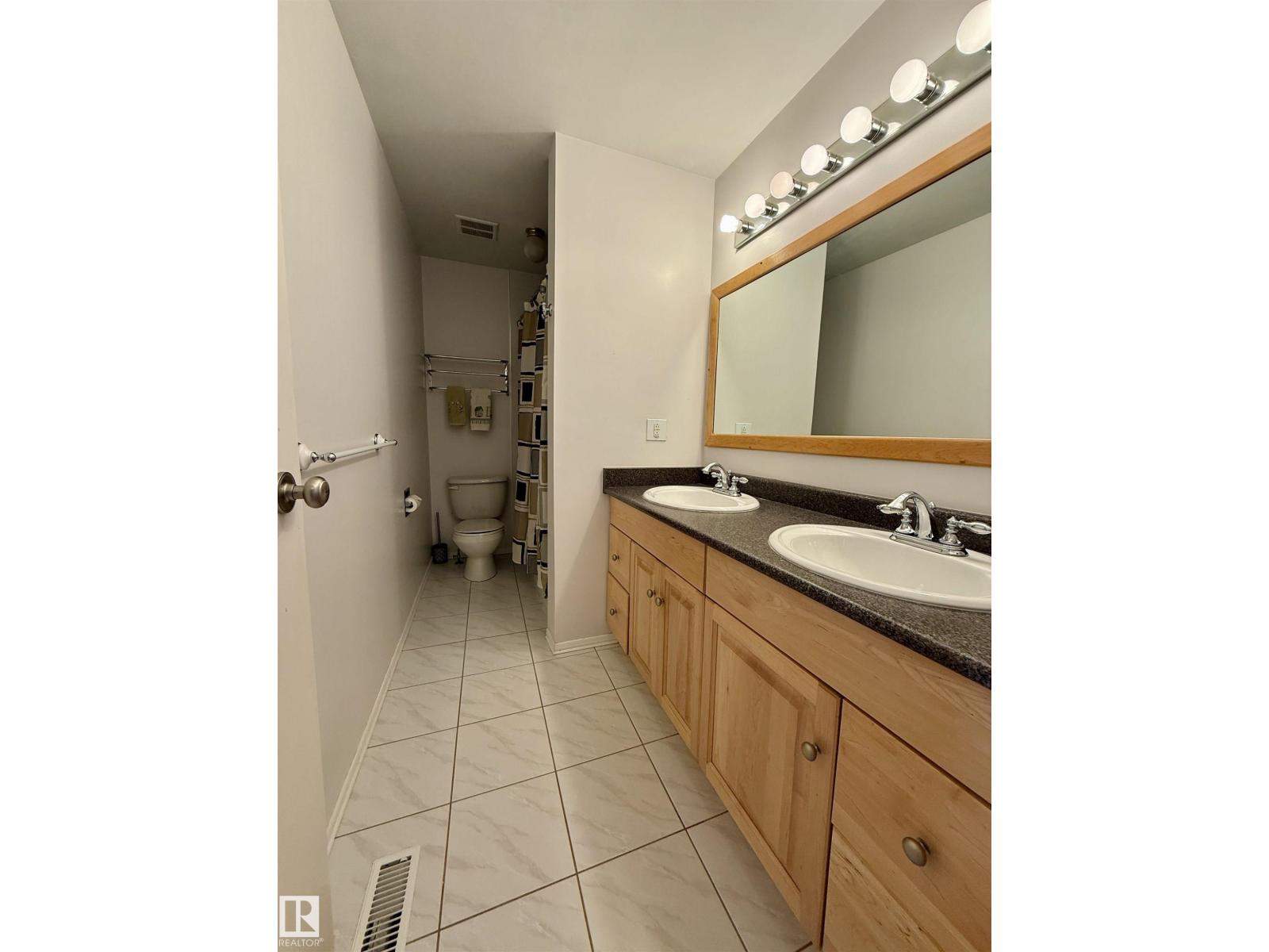 221 Callingwood Pl Nw, Edmonton, Alberta  T5T 2C6 - Photo 42 - E4461015