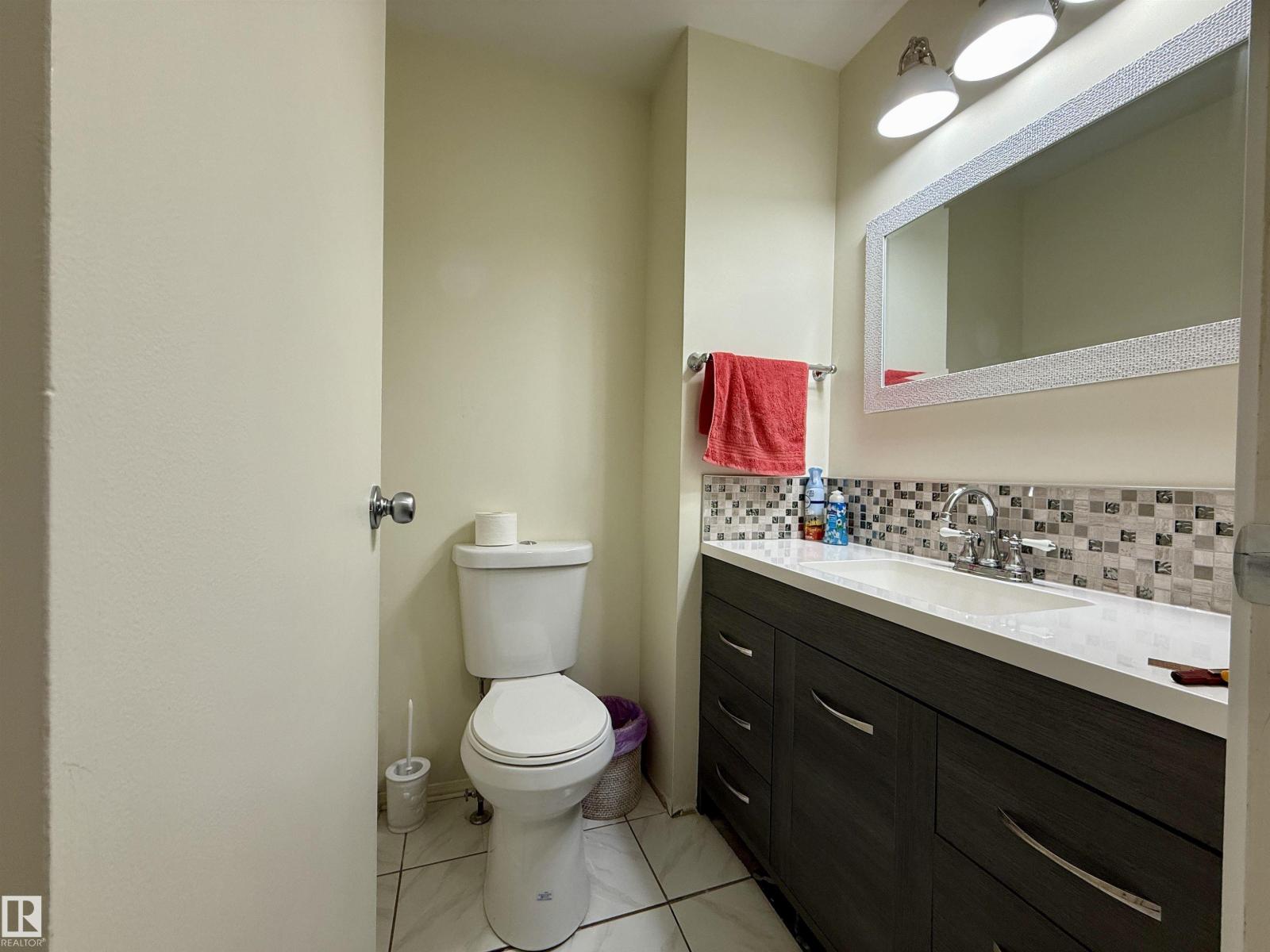 221 Callingwood Pl Nw, Edmonton, Alberta  T5T 2C6 - Photo 46 - E4461015