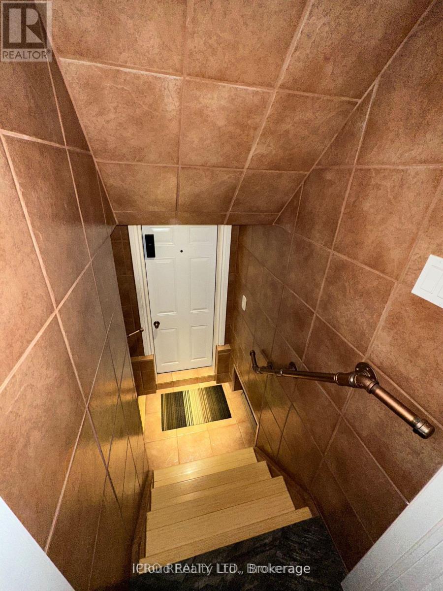 36 Pacific Wind Crescent, Brampton (Sandringham-Wellington), Ontario  L6R 2B1 - Photo 19 - W12447264