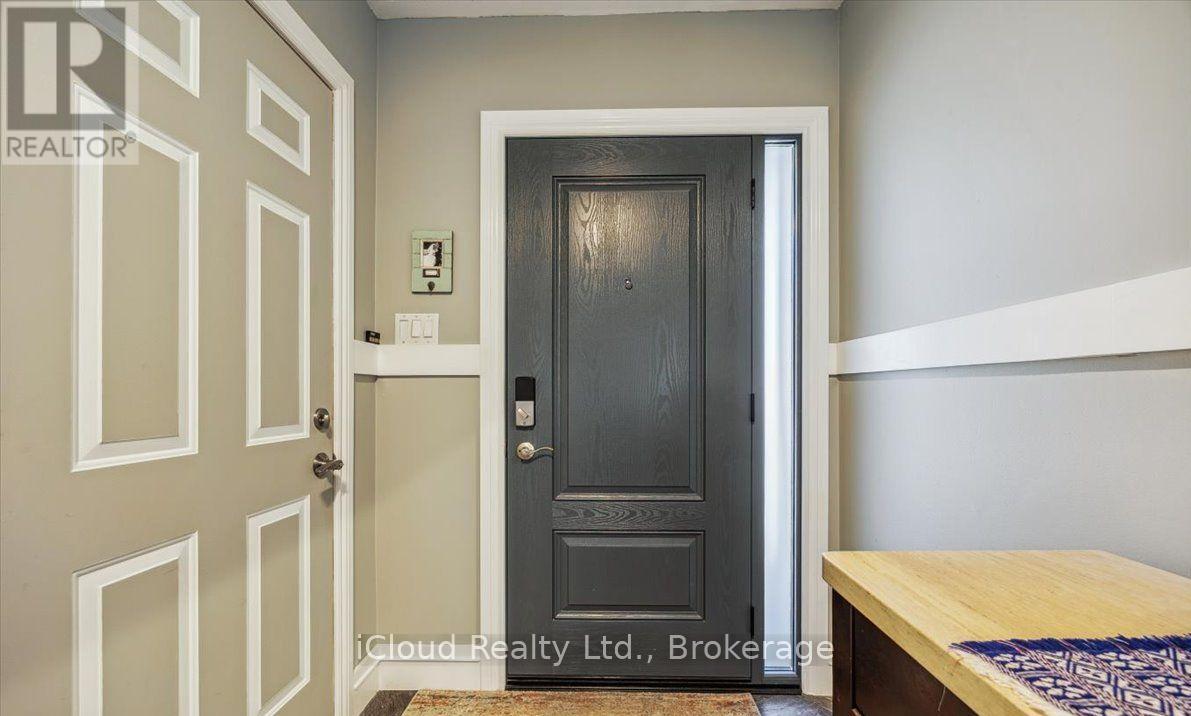 36 Pacific Wind Crescent, Brampton (Sandringham-Wellington), Ontario  L6R 2B1 - Photo 4 - W12447264