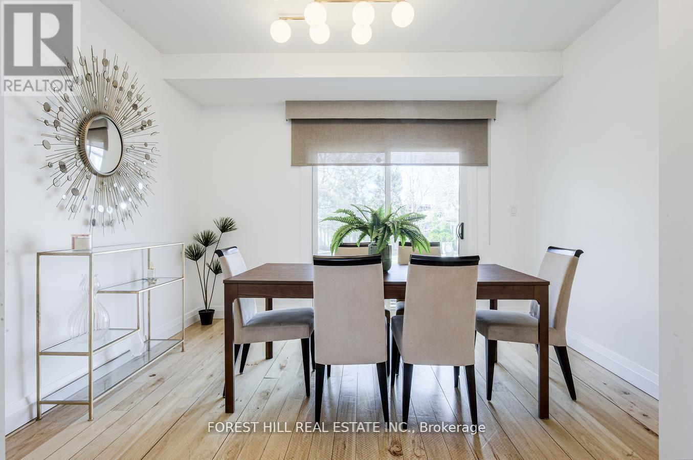 193 Lakewood Drive, Oakville (Co Central), Ontario  L6K 1B3 - Photo 15 - W12447268