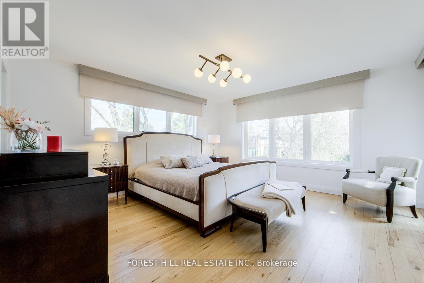 193 Lakewood Drive, Oakville (Co Central), Ontario  L6K 1B3 - Photo 27 - W12447268