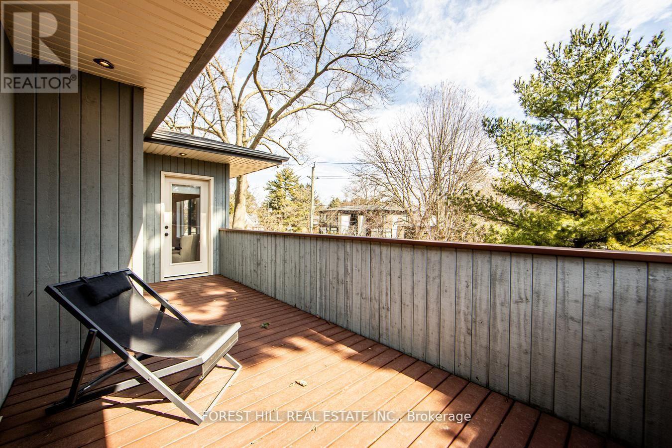 193 Lakewood Drive, Oakville (Co Central), Ontario  L6K 1B3 - Photo 36 - W12447268
