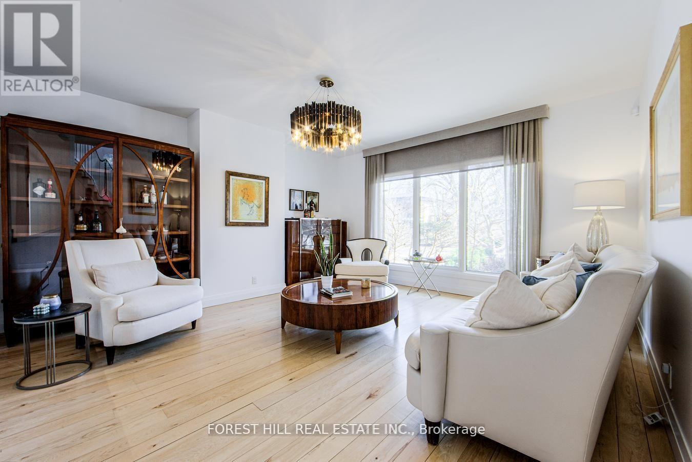 193 Lakewood Drive, Oakville (Co Central), Ontario  L6K 1B3 - Photo 7 - W12447268