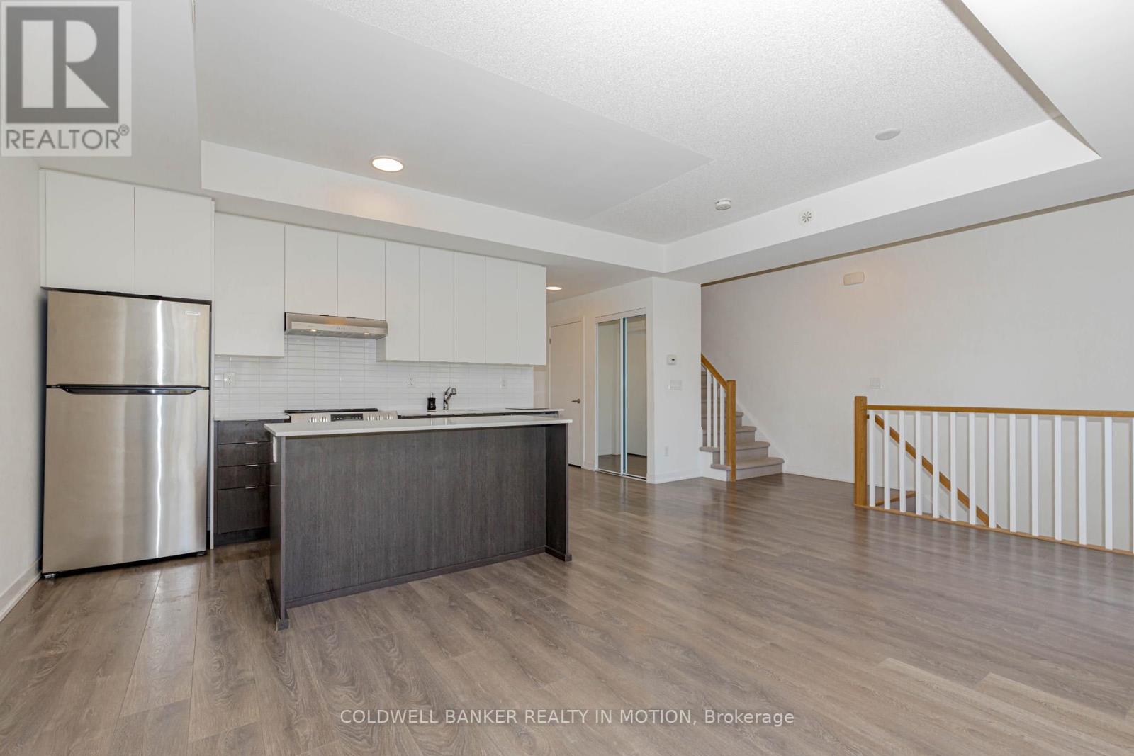 Th203 - 90 Canon Jackson Drive, Toronto (Brookhaven-Amesbury), Ontario  M6M 0C1 - Photo 14 - W12447269