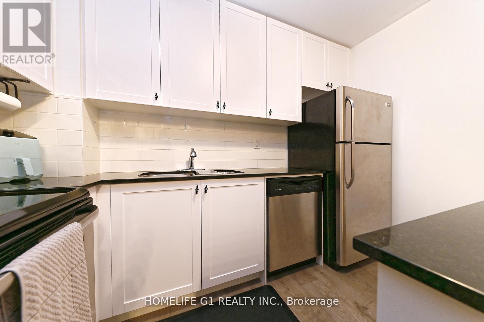 6b-867 Wilson Avenue, Toronto, Ontario  M3K 0A4 - Photo 19 - W12447320