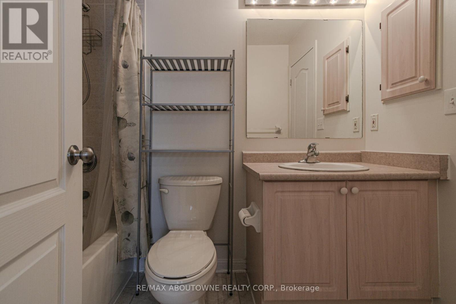 327 - 3030 Breakwater Court, Mississauga, Ontario  L5B 4N7 - Photo 24 - W12447324