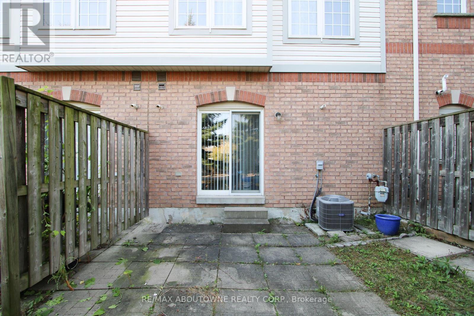 327 - 3030 Breakwater Court, Mississauga, Ontario  L5B 4N7 - Photo 27 - W12447324
