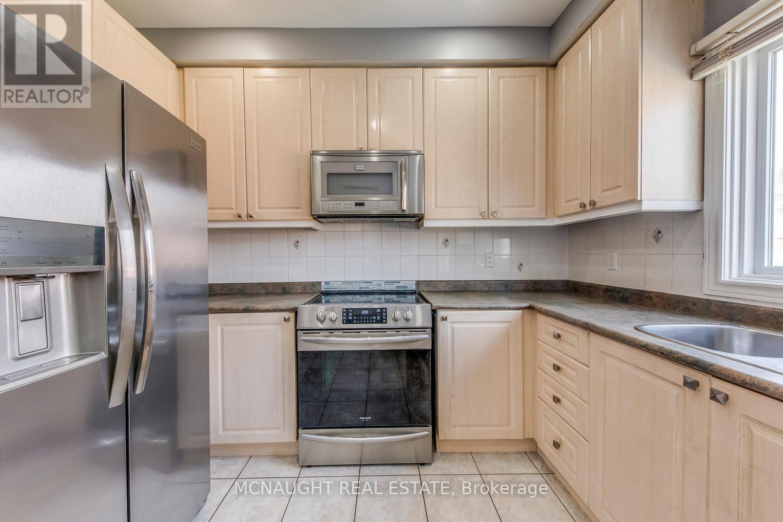 101 Letty Avenue, Brampton, Ontario  L6Y 5E1 - Photo 24 - W12447338