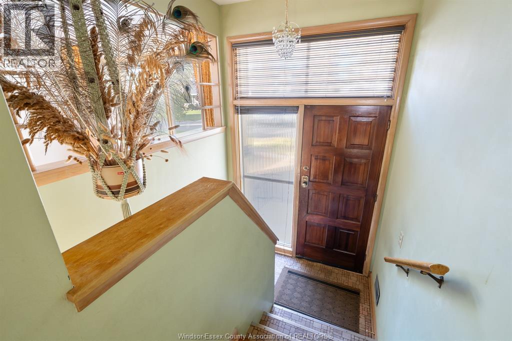 522 Greendale Drive, Windsor, Ontario  N8S 4A8 - Photo 3 - 25025403