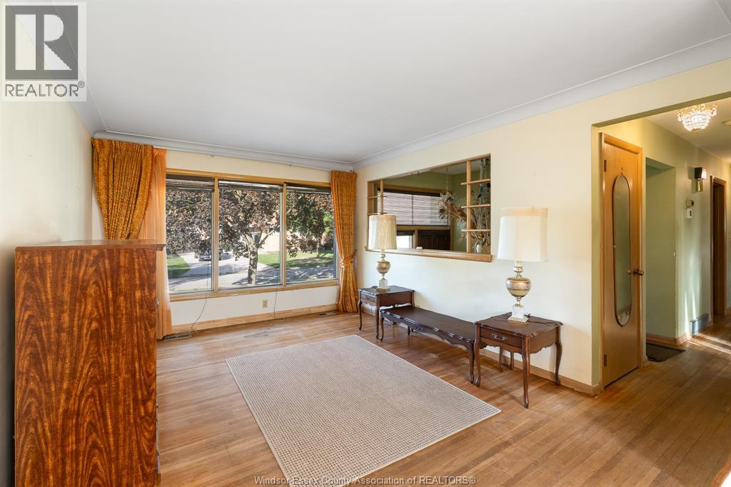 522 Greendale Drive, Windsor, Ontario  N8S 4A8 - Photo 4 - 25025403