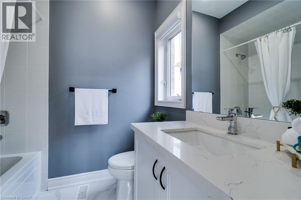 904 Forest Creek Court, Kitchener, Ontario  N2R 0M6 - Photo 37 - 40769513