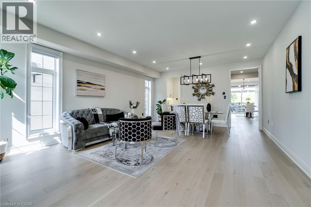 904 Forest Creek Court, Kitchener, Ontario  N2R 0M6 - Photo 7 - 40769513