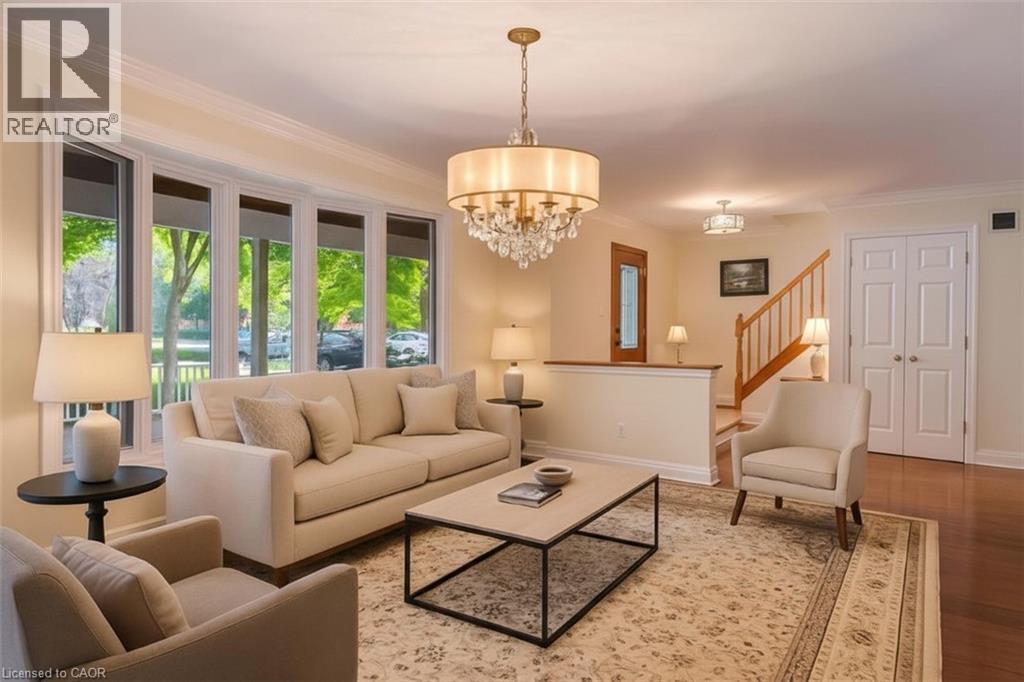 1318 Hillview Crescent, Oakville, Ontario  L6H 2C7 - Photo 9 - 40772489