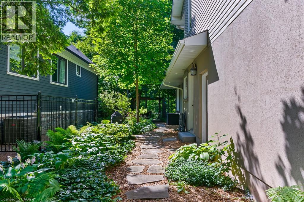 1318 Hillview Crescent, Oakville, Ontario  L6H 2C7 - Photo 44 - 40772489