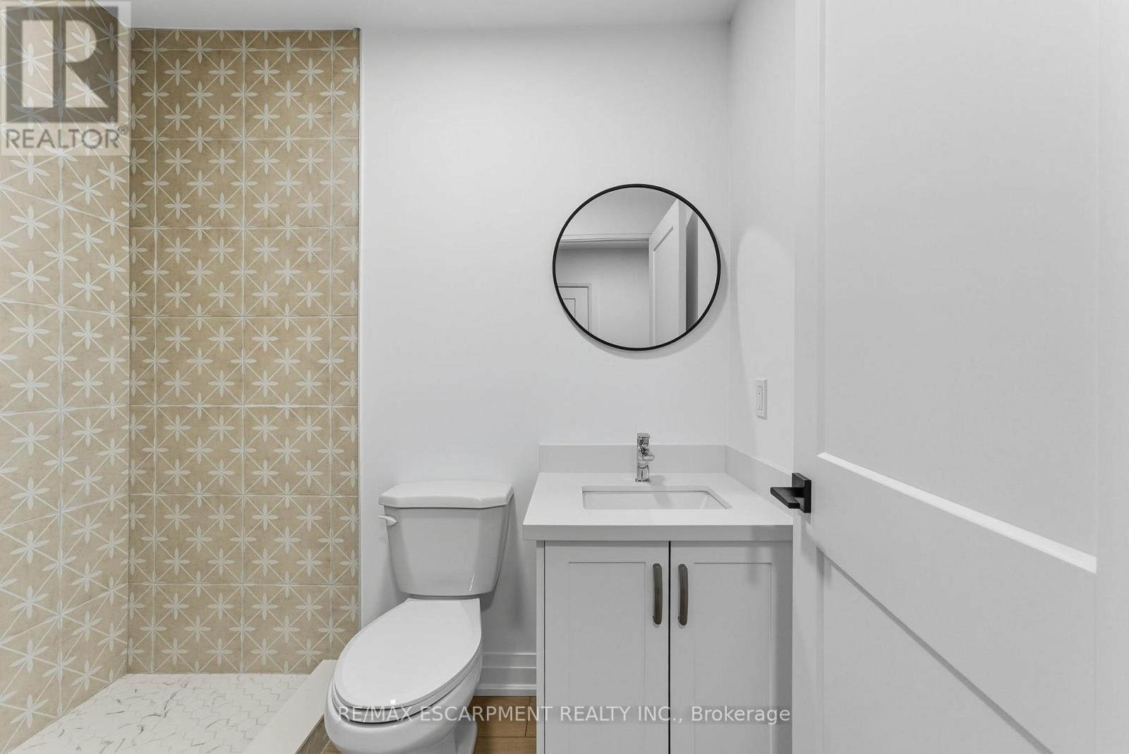 161 Pike Creek Drive, Haldimand, Ontario  N0A 1E0 - Photo 36 - X12447259