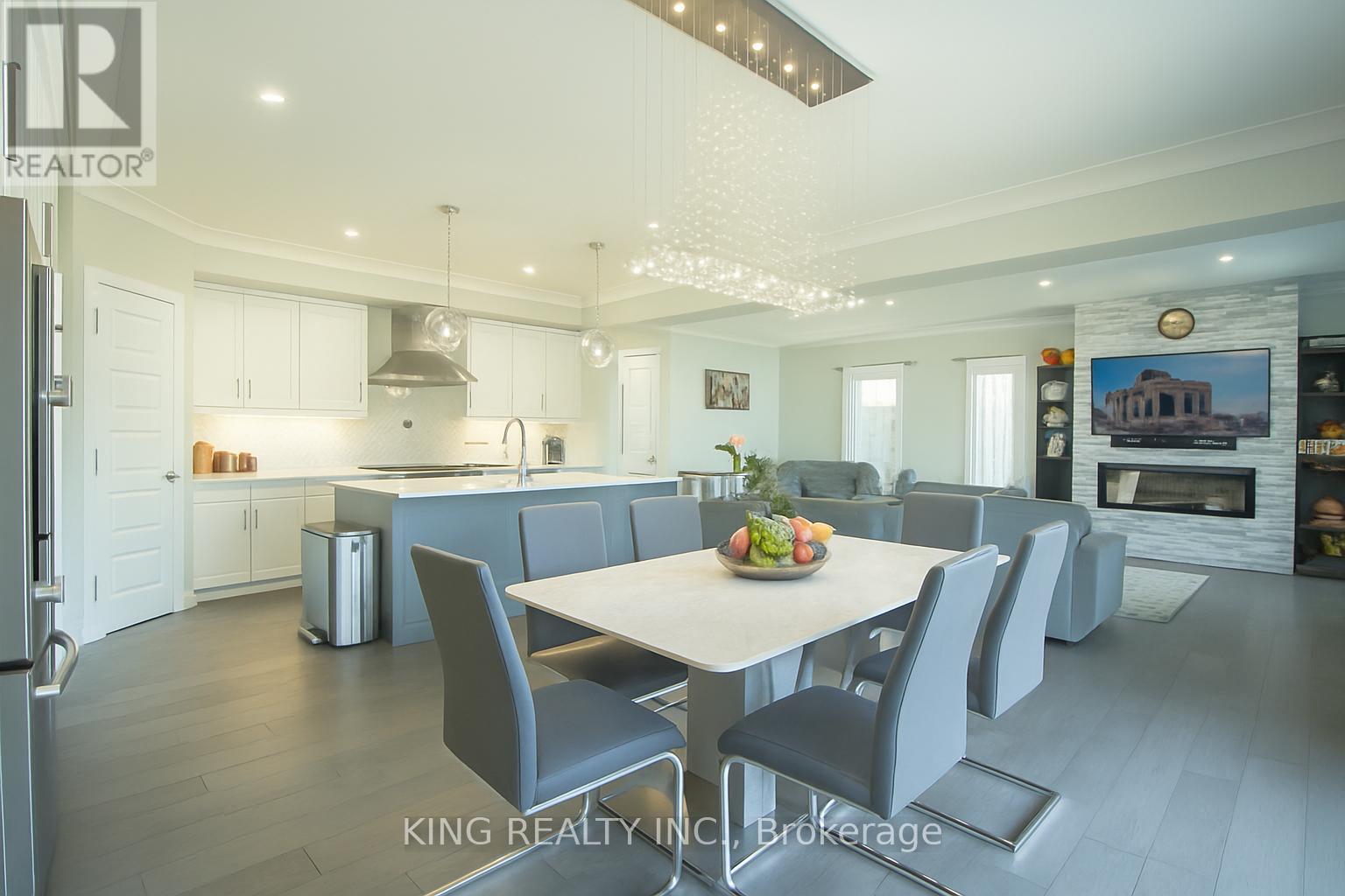 2880 Doyle Drive, London South (South U), Ontario  N6M 1G5 - Photo 12 - X12447261