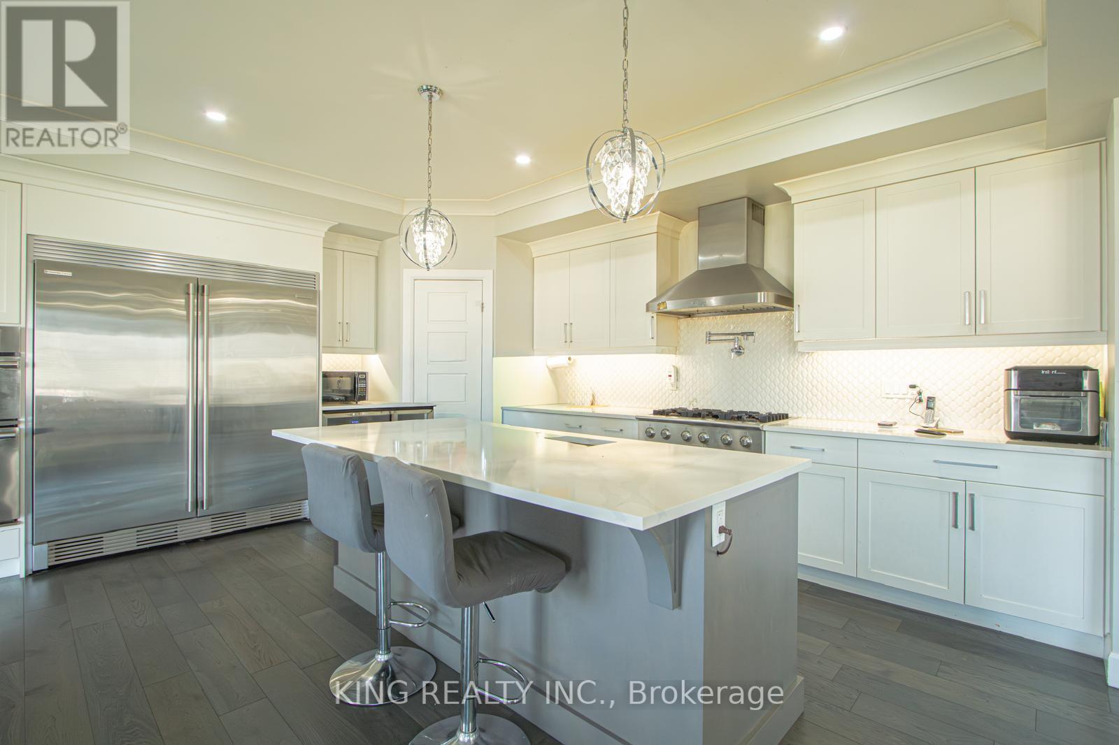 2880 Doyle Drive, London South (South U), Ontario  N6M 1G5 - Photo 14 - X12447261