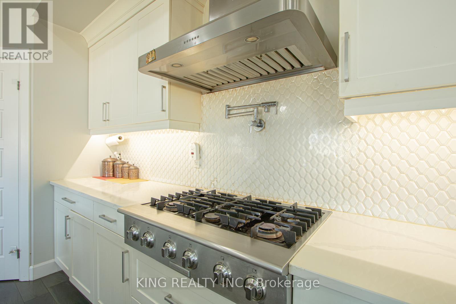 2880 Doyle Drive, London South (South U), Ontario  N6M 1G5 - Photo 16 - X12447261