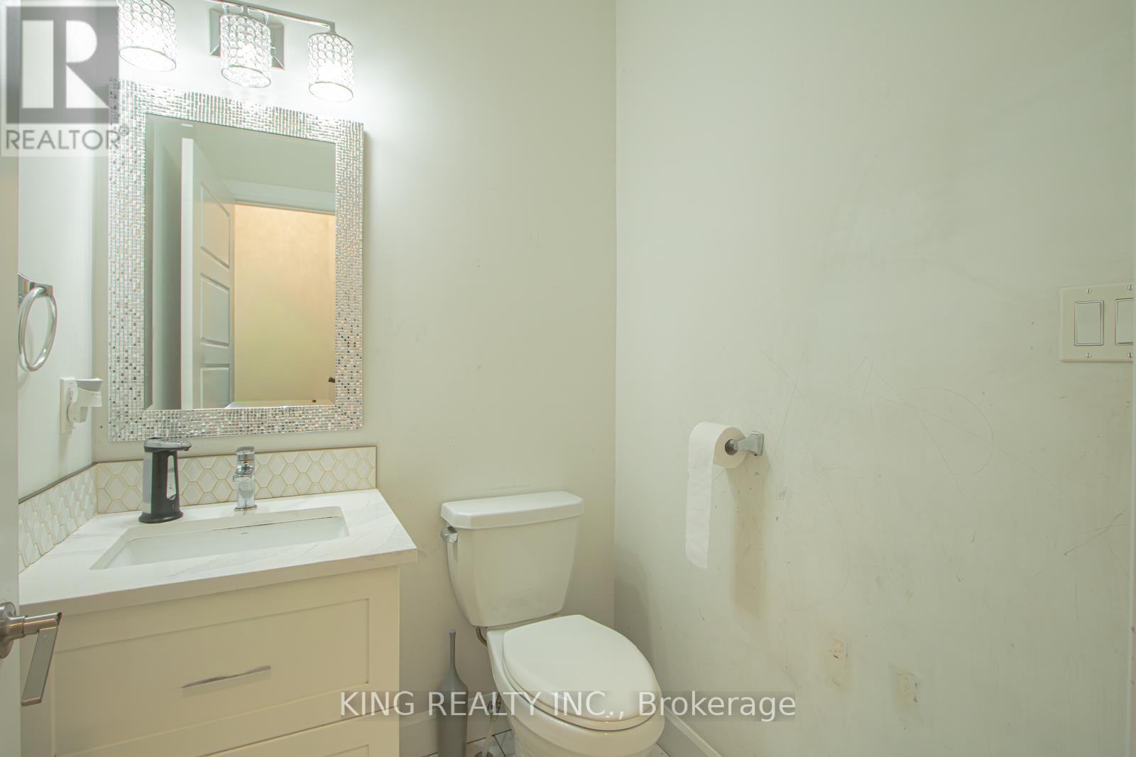 2880 Doyle Drive, London South (South U), Ontario  N6M 1G5 - Photo 18 - X12447261