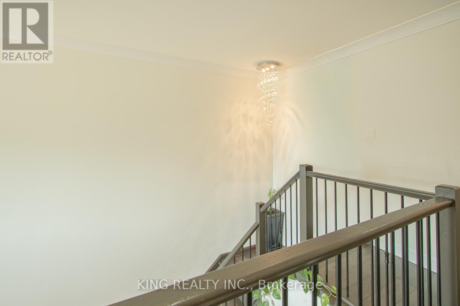 2880 Doyle Drive, London South (South U), Ontario  N6M 1G5 - Photo 31 - X12447261