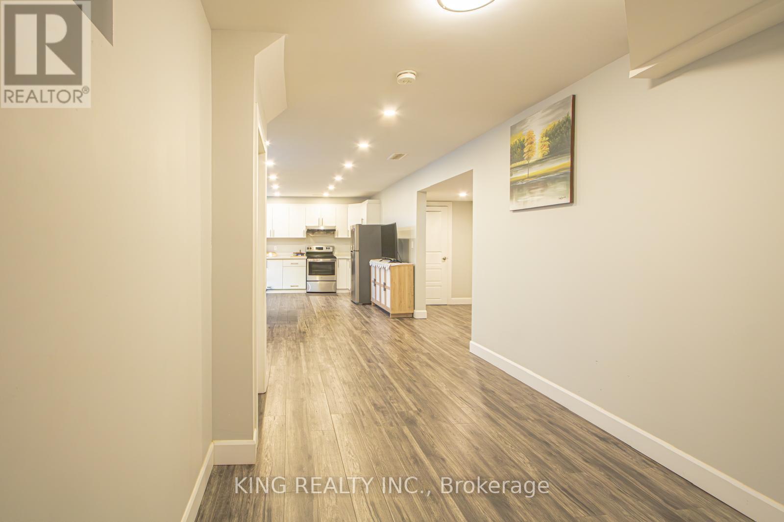 2880 Doyle Drive, London South (South U), Ontario  N6M 1G5 - Photo 34 - X12447261