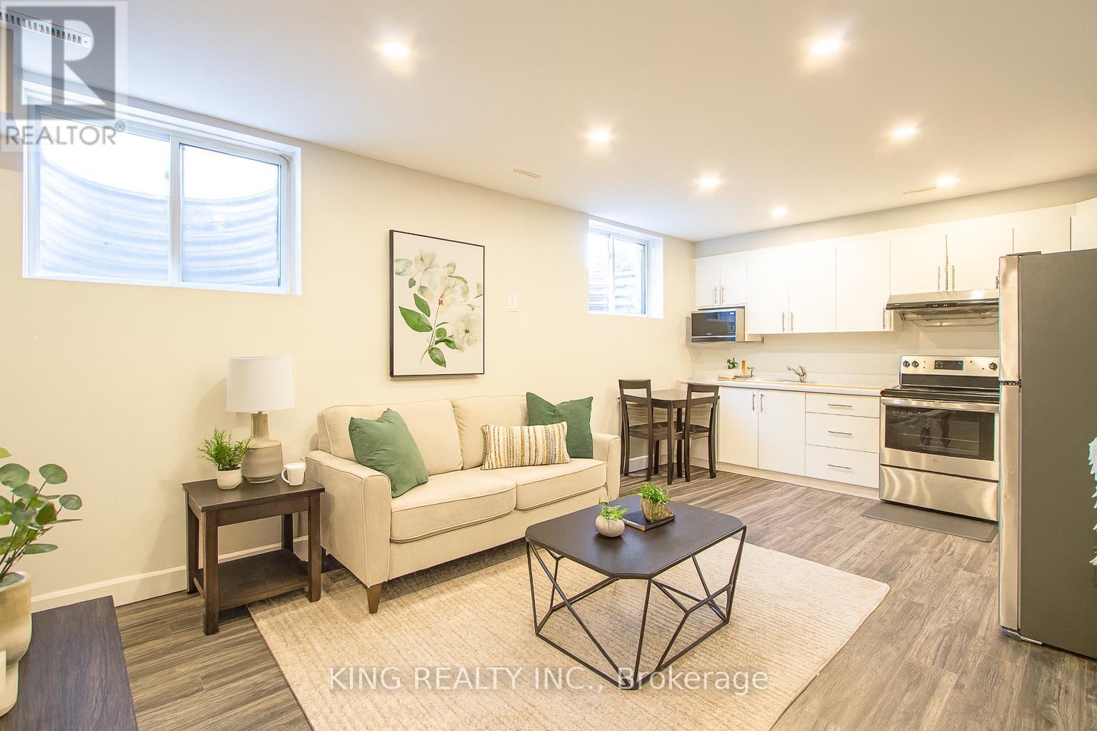 2880 Doyle Drive, London South (South U), Ontario  N6M 1G5 - Photo 35 - X12447261
