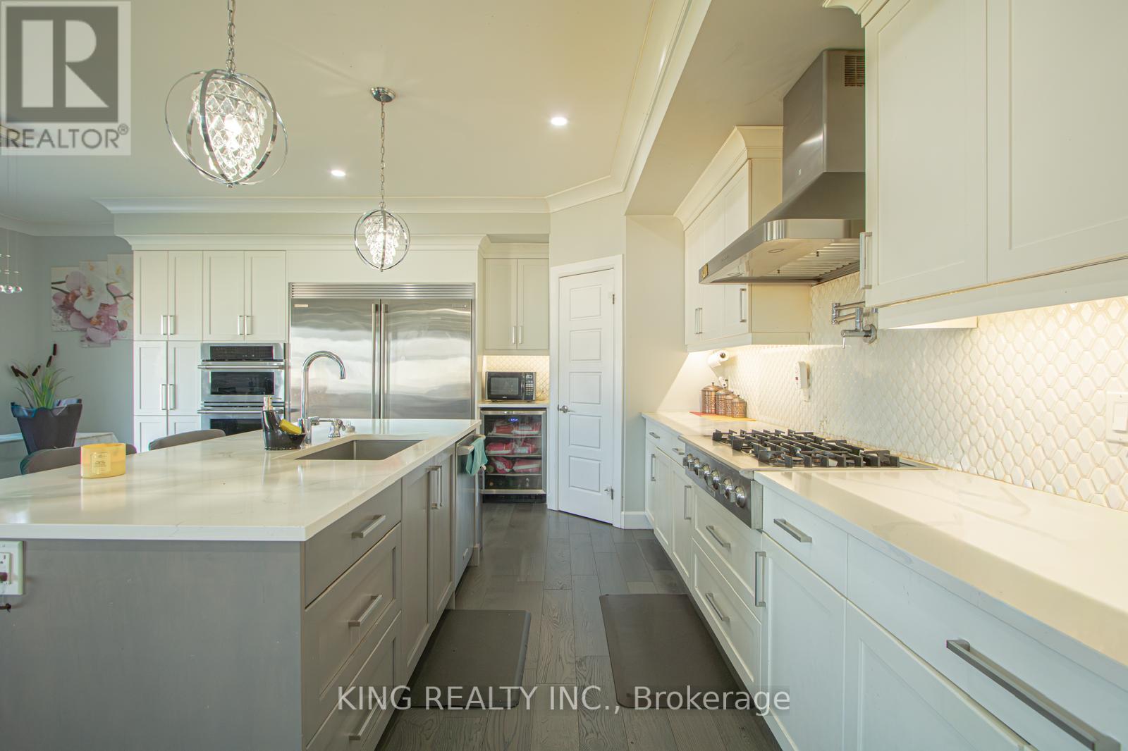 2880 Doyle Drive, London South (South U), Ontario  N6M 1G5 - Photo 9 - X12447261