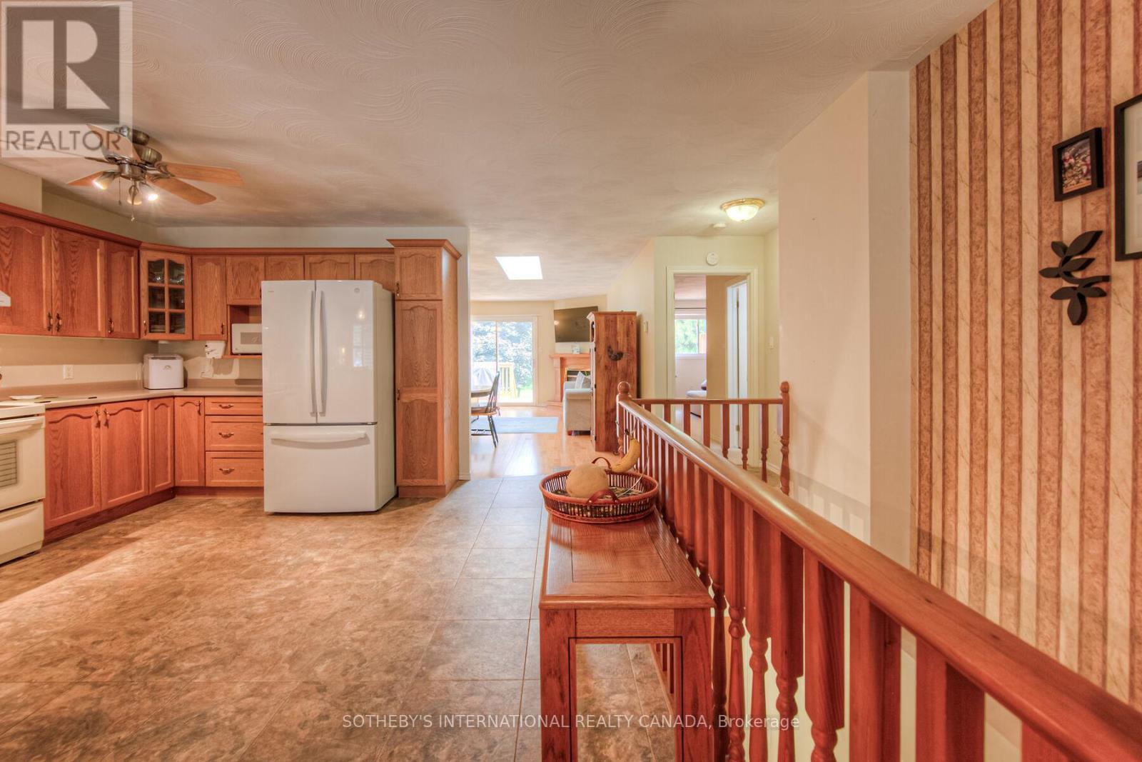 8 - 150 Oak Street, Norfolk (Simcoe), Ontario  N3Y 5M5 - Photo 26 - X12447273