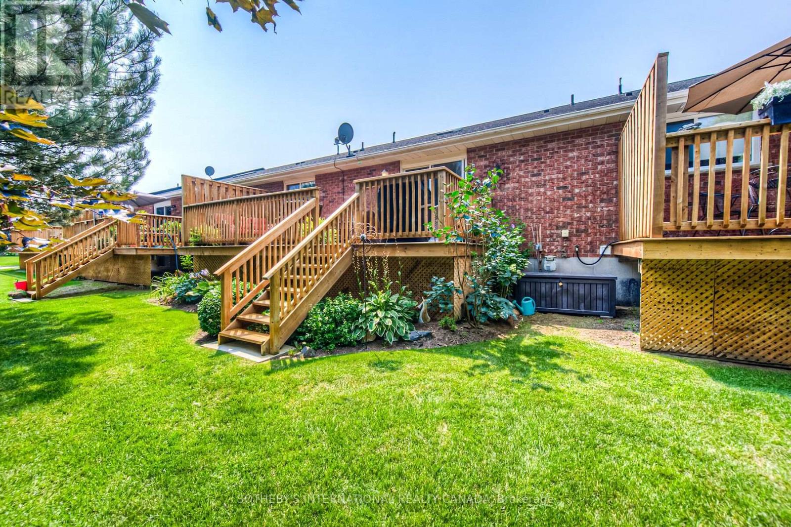8 - 150 Oak Street, Norfolk (Simcoe), Ontario  N3Y 5M5 - Photo 33 - X12447273