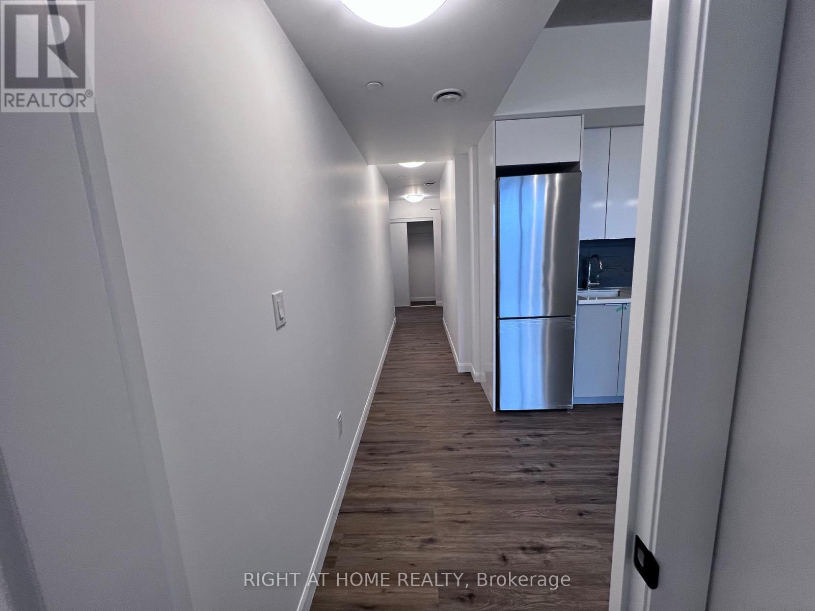 711 - 7 Erie Avenue, Brantford, Ontario  N3S 0K5 - Photo 17 - X12447287