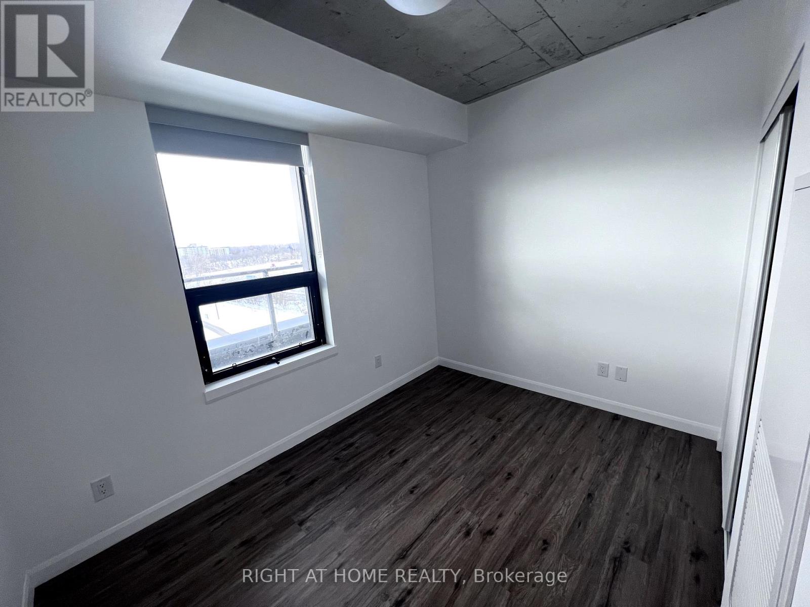 711 - 7 Erie Avenue, Brantford, Ontario  N3S 0K5 - Photo 24 - X12447287