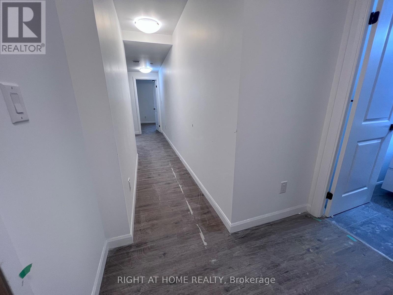 711 - 7 Erie Avenue, Brantford, Ontario  N3S 0K5 - Photo 6 - X12447287