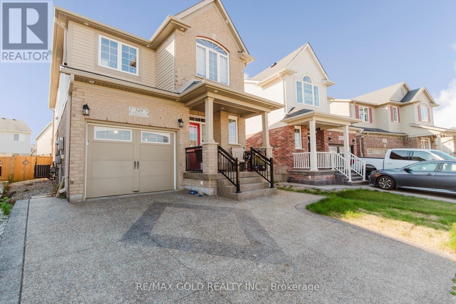 349 Bamberg Crescent, Waterloo, Ontario  N2T 0B5 - Photo 1 - X12447310