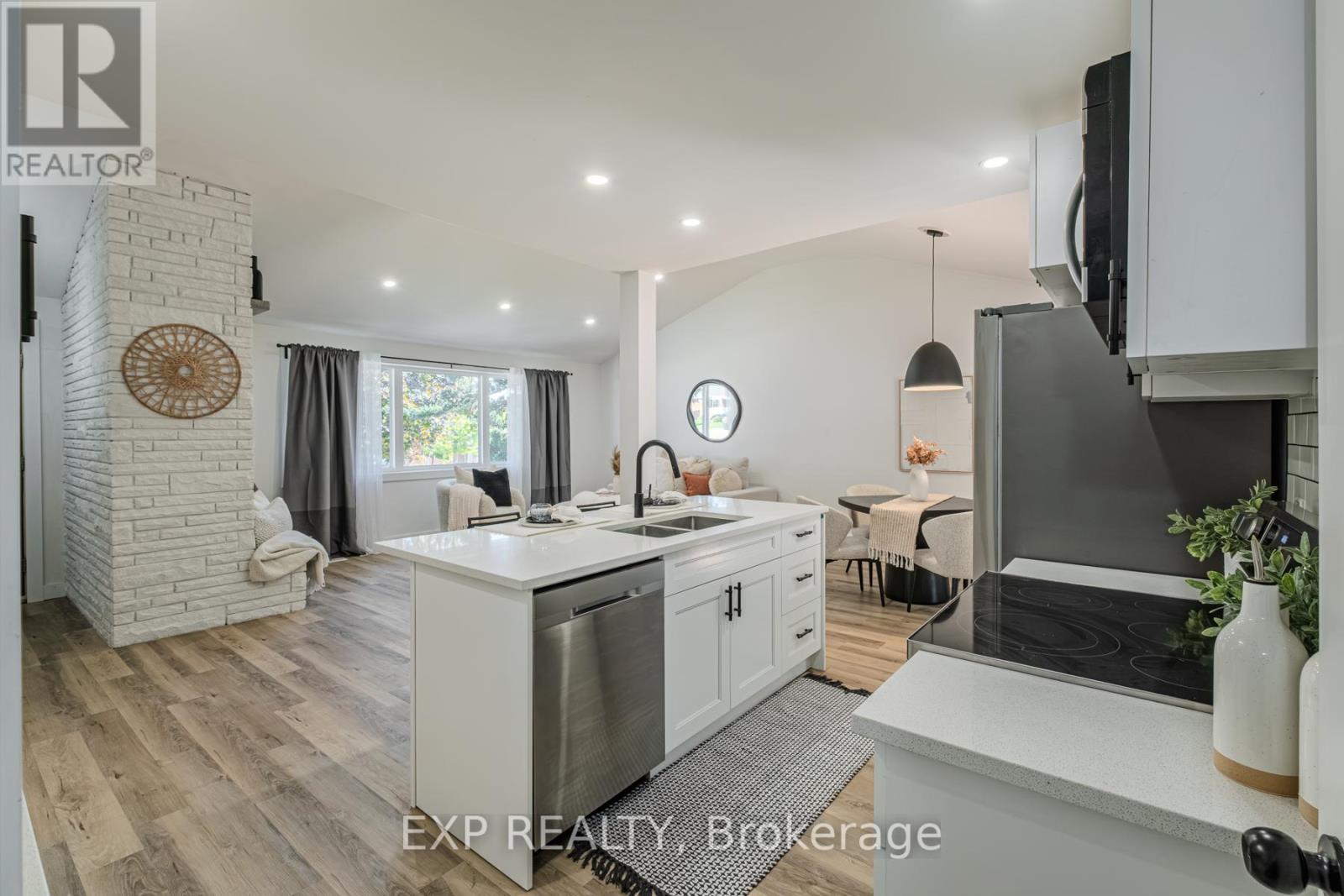 60 Alexander Avenue, Cambridge, Ontario  N1R 5K7 - Photo 11 - X12447316