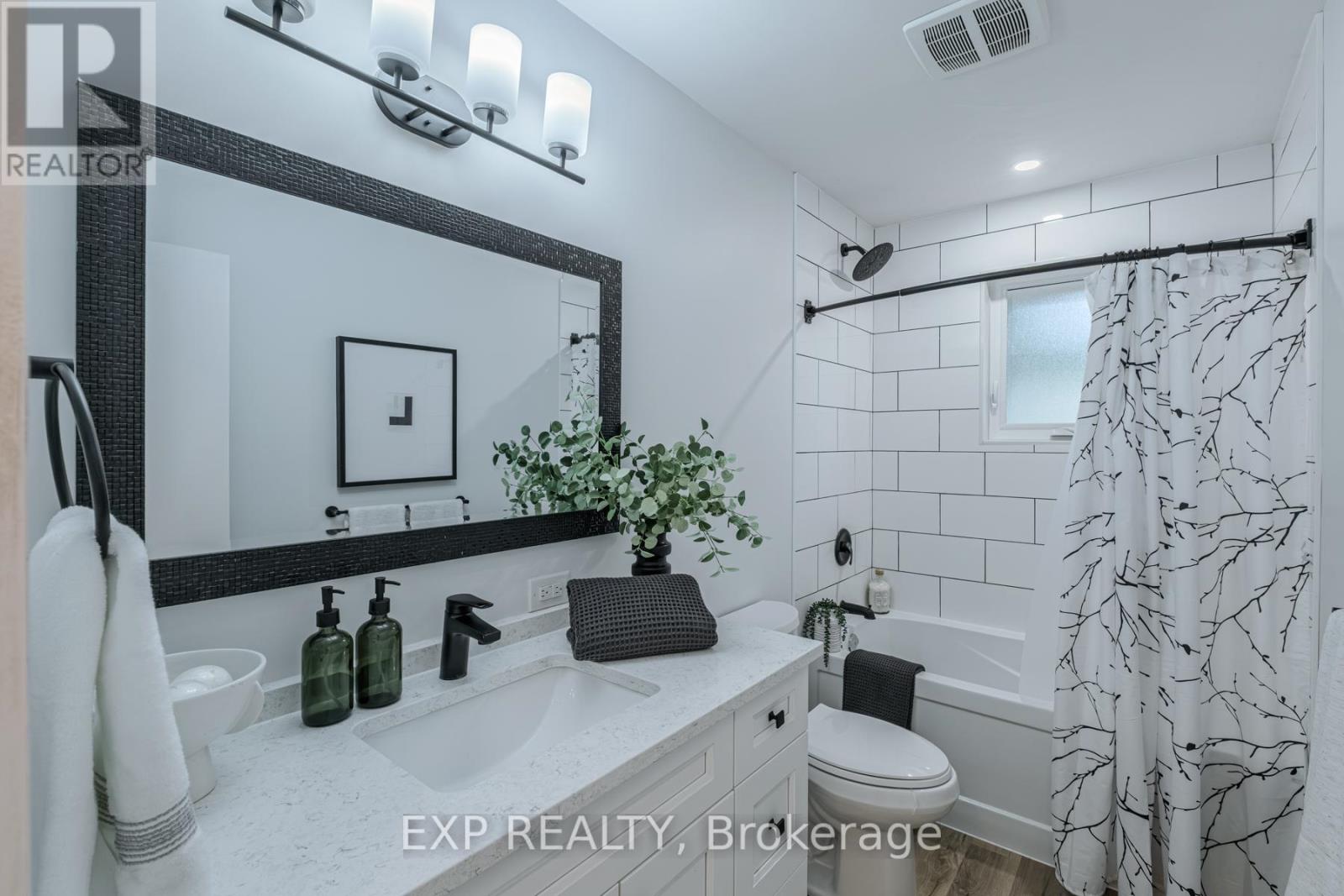 60 Alexander Avenue, Cambridge, Ontario  N1R 5K7 - Photo 18 - X12447316